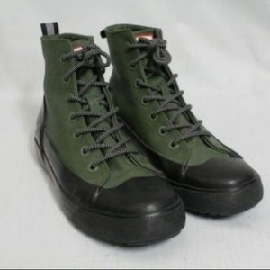 Size 10 lace up hunter rain shoes